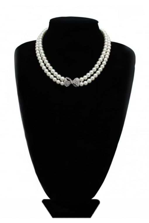 Pearl necklace with diamante Bow
